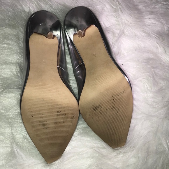 Silver Apt9 closes toe pumps - Picture 3 of 4